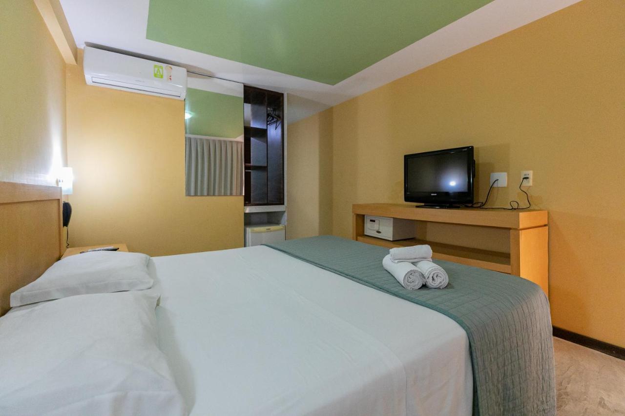 Safari Natal Beach Hotel Buitenkant foto